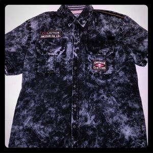 Like new 2x Affliction button down.